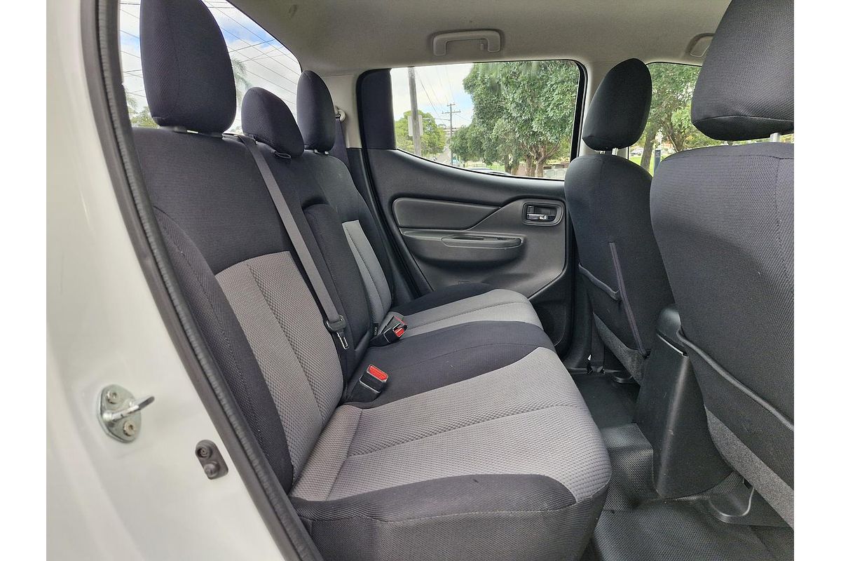 2016 Mitsubishi Triton GLX+ MQ 4X4