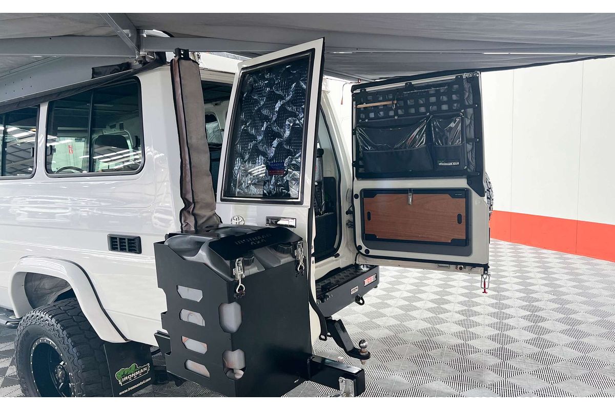 2021 Toyota Landcruiser GXL Troopcarrier VDJ78R