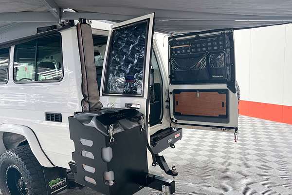 2021 Toyota Landcruiser GXL Troopcarrier VDJ78R