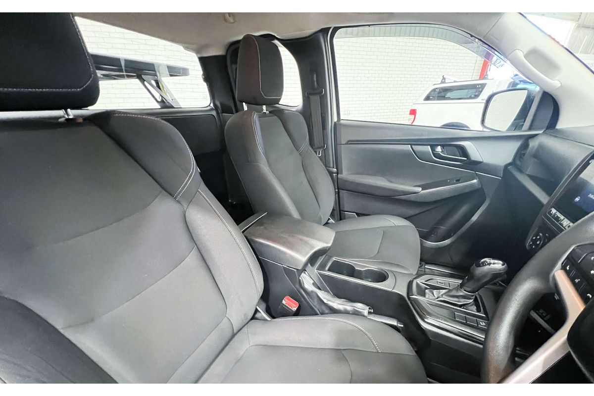 2021 Isuzu D-MAX SX High Ride Rear Wheel Drive