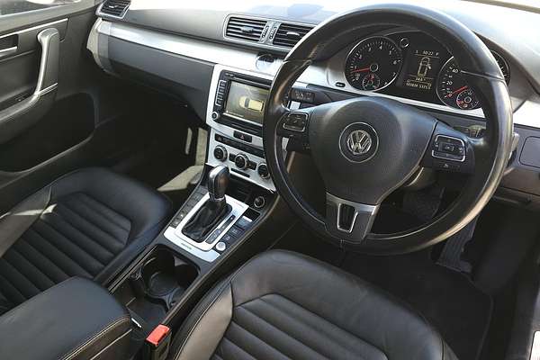 2014 Volkswagen Passat V6 FSI Highline Type 3C