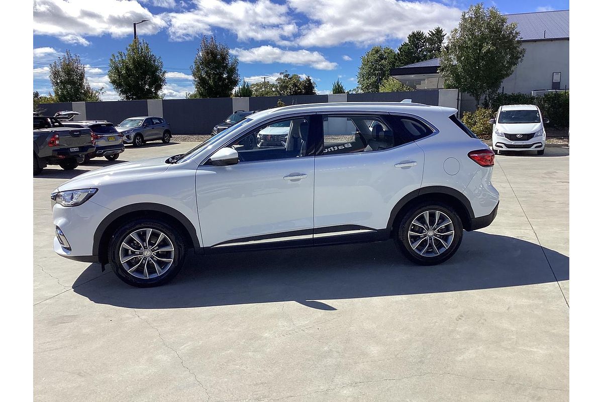 2022 MG HS Vibe SAS23