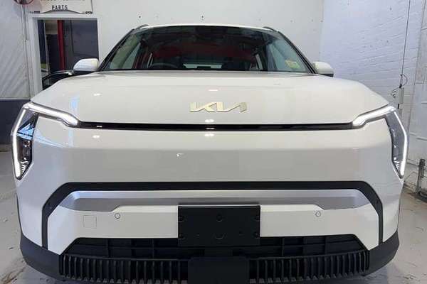 2025 Kia EV3 Air Standard Range SV