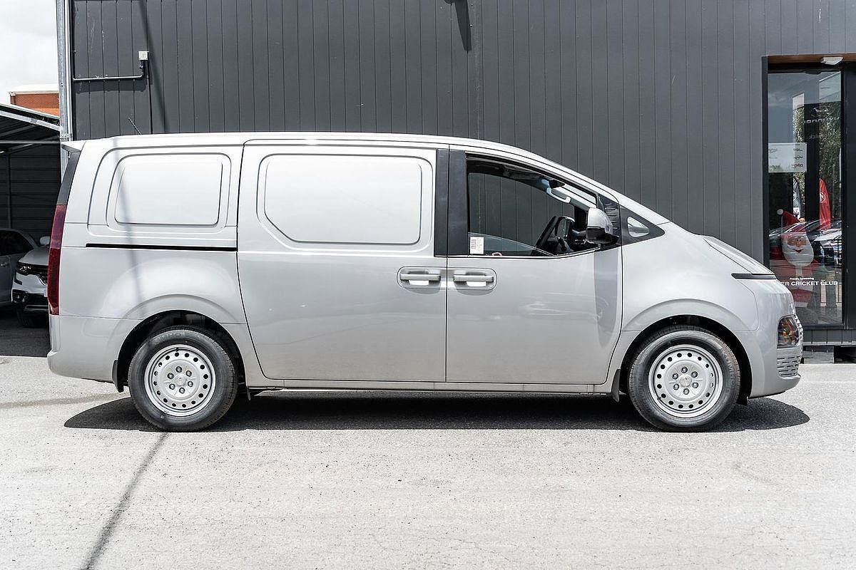 2025 Hyundai STARIA LOAD US4.V3