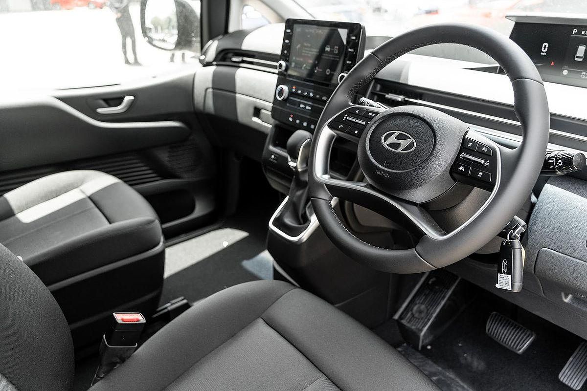 2025 Hyundai STARIA LOAD US4.V3