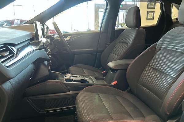 2020 Ford Escape ST-Line ZH