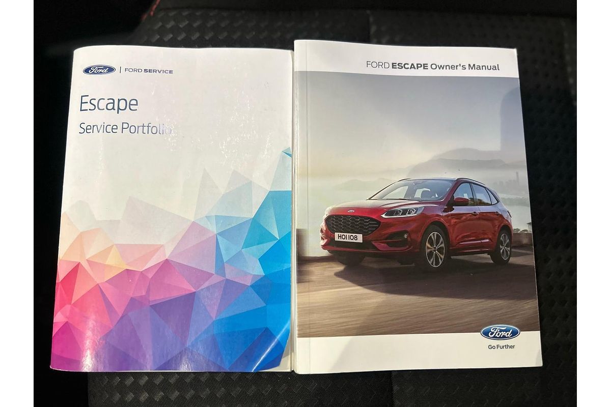 2020 Ford Escape ST-Line ZH