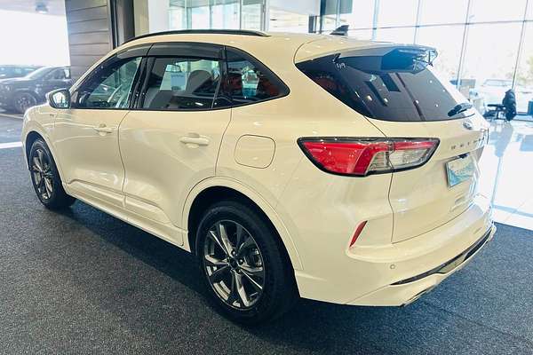 2020 Ford Escape ST-Line ZH
