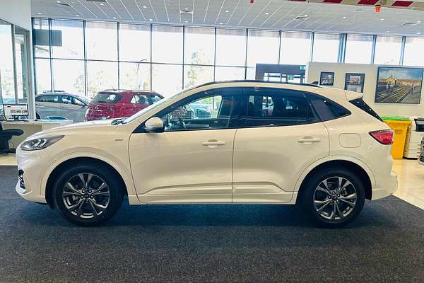 2020 Ford Escape ST-Line ZH