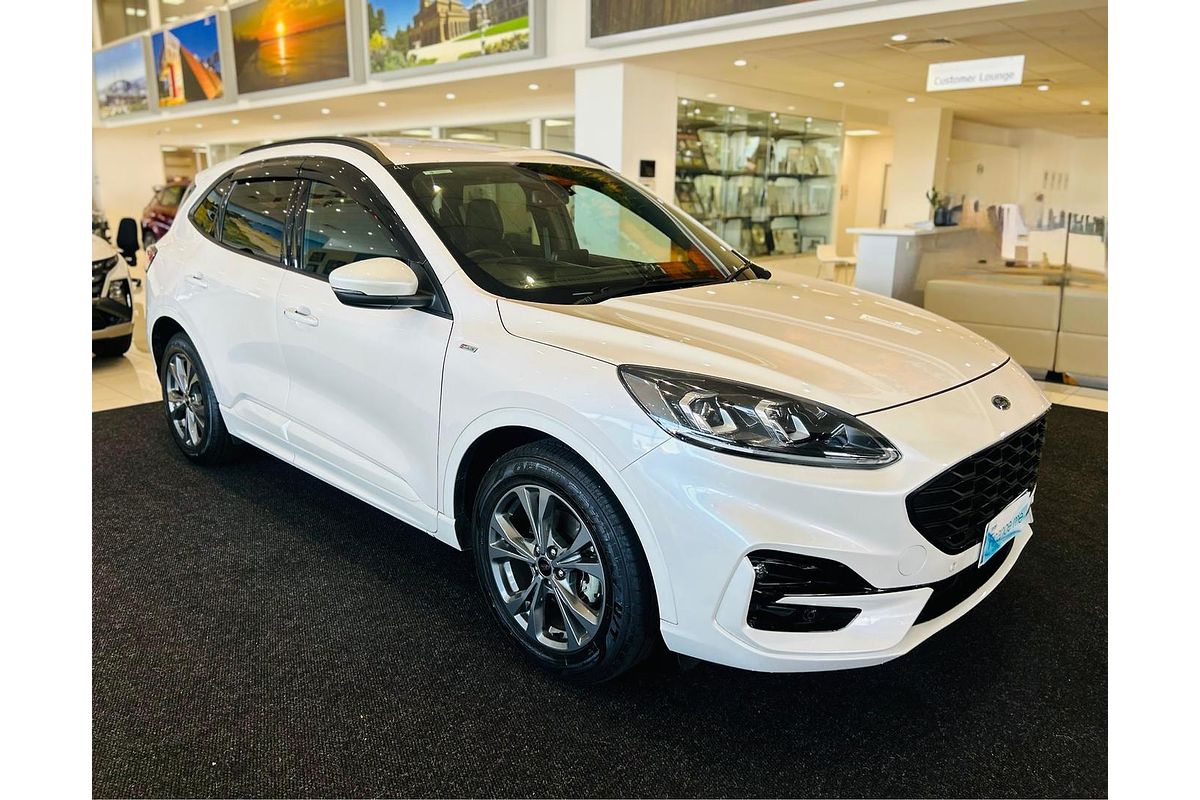 2020 Ford Escape ST-Line ZH