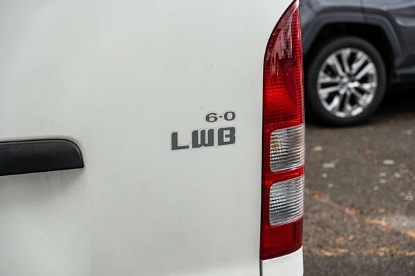 2016 Toyota HiAce LWB TRH201R MY16