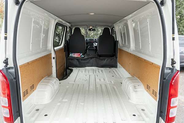 2016 Toyota HiAce LWB TRH201R MY16
