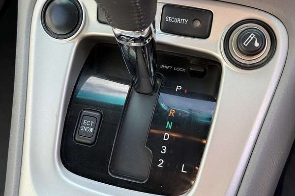 2005 Toyota Kluger CVX MCU28R