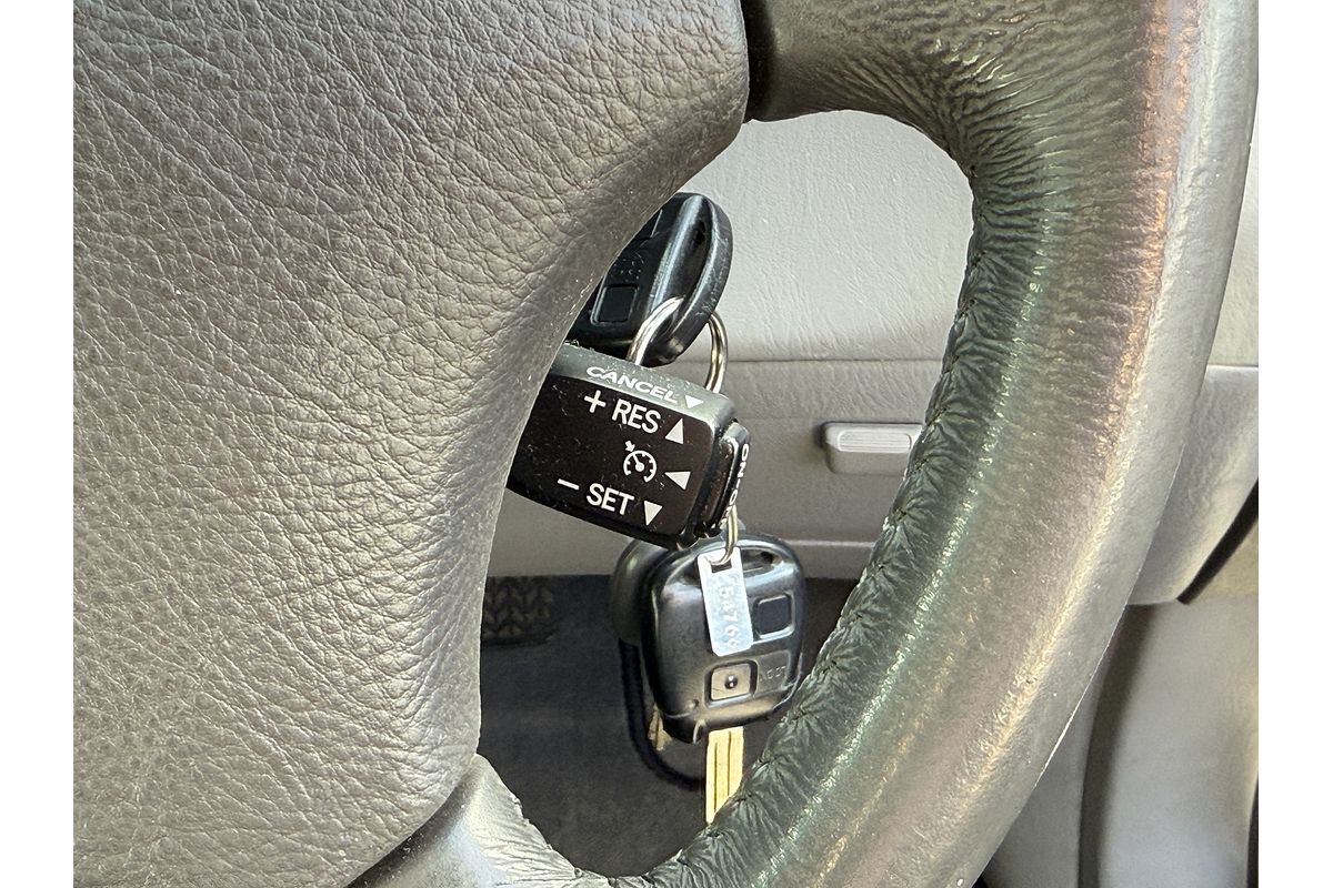 2005 Toyota Kluger CVX MCU28R