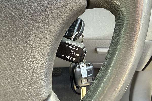 2005 Toyota Kluger CVX MCU28R