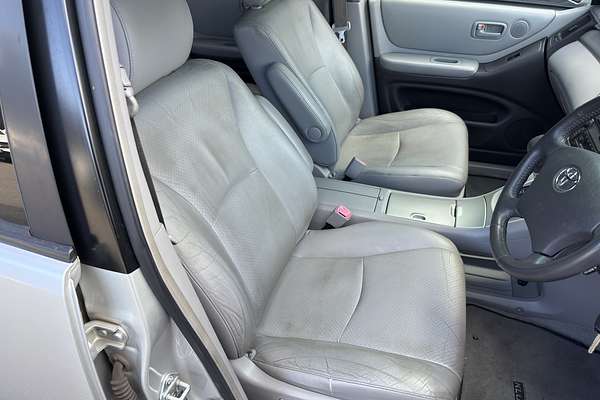 2005 Toyota Kluger CVX MCU28R