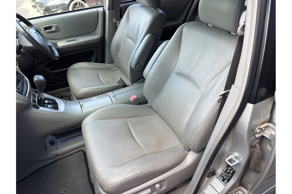 2005 Toyota Kluger CVX MCU28R