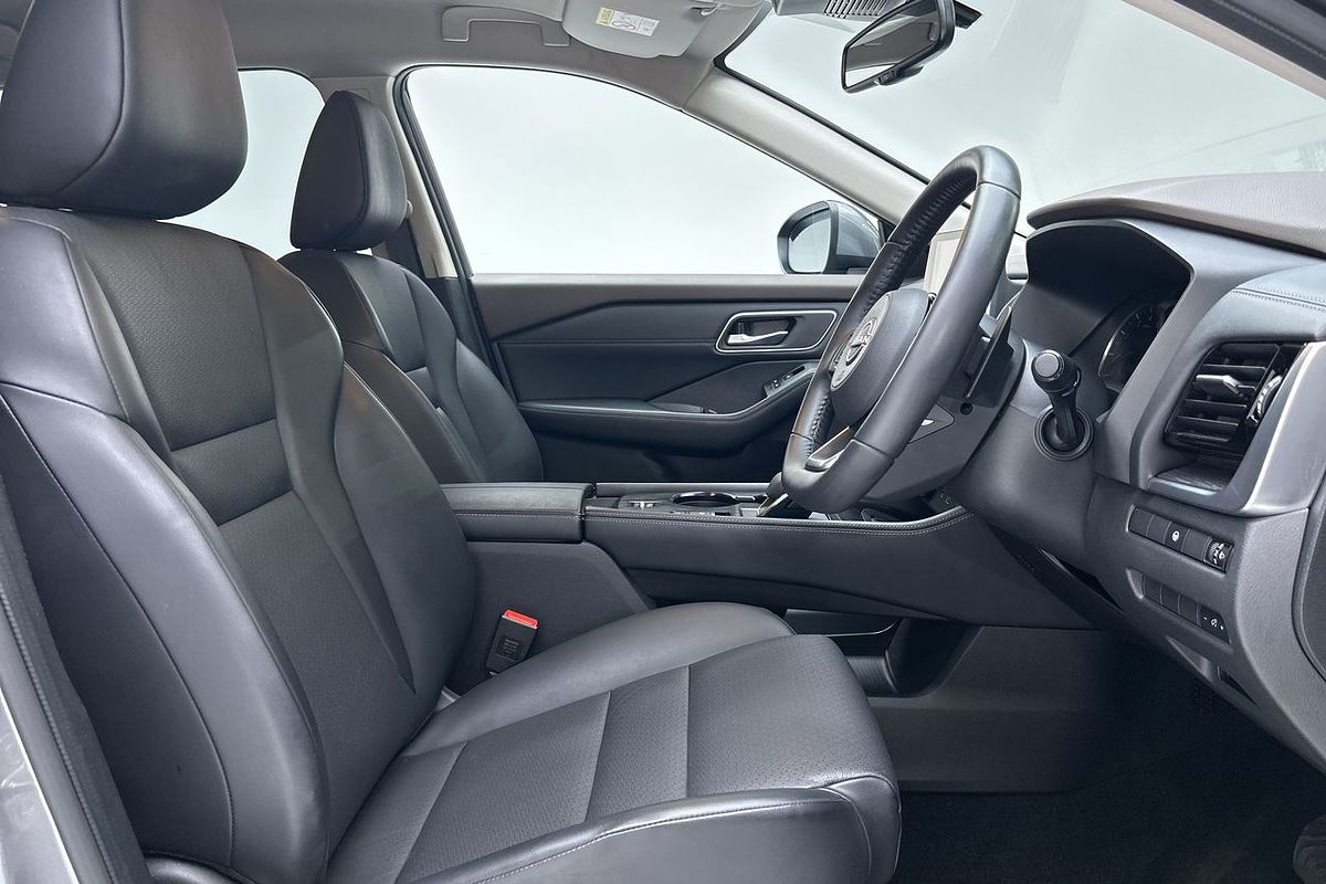 2023 Nissan X-TRAIL ST-L T33