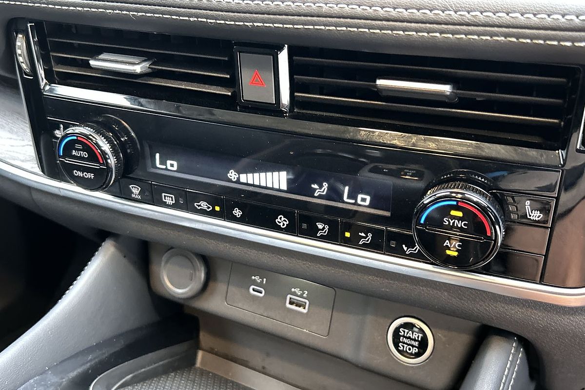 2023 Nissan X-TRAIL ST-L T33
