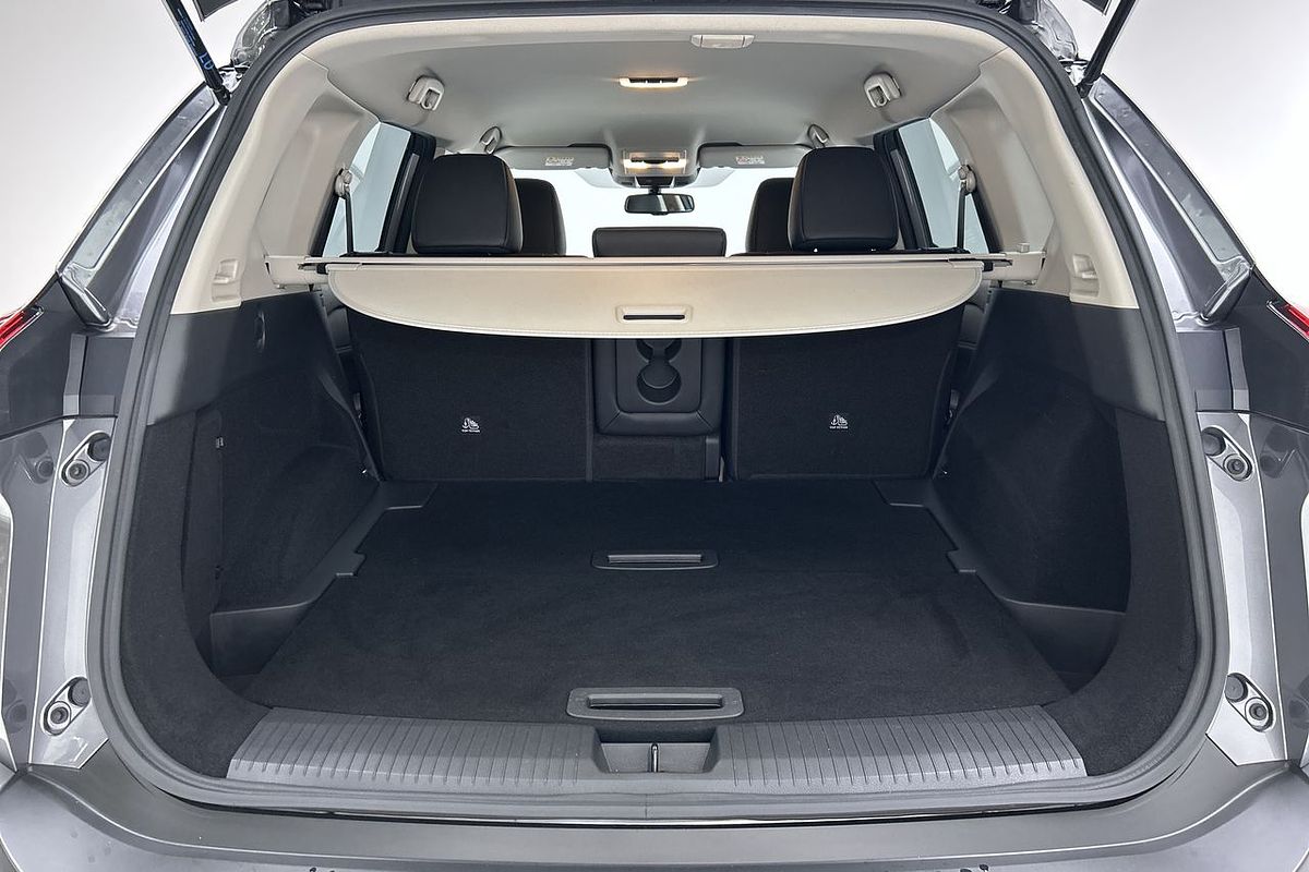 2023 Nissan X-TRAIL ST-L T33