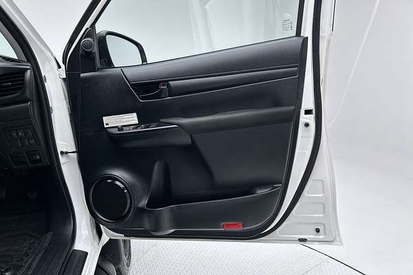 2022 Toyota Hilux SR GUN126R 4X4