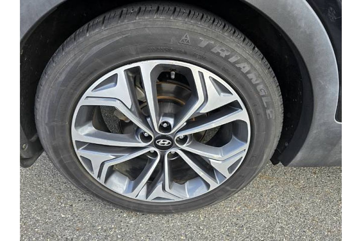 2016 Hyundai Santa Fe Highlander DM3 Series II