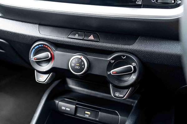 2021 Kia Stonic S YB