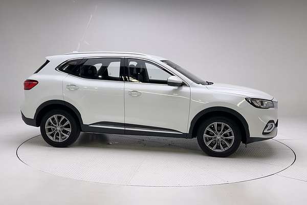 2022 MG HS Vibe SAS23