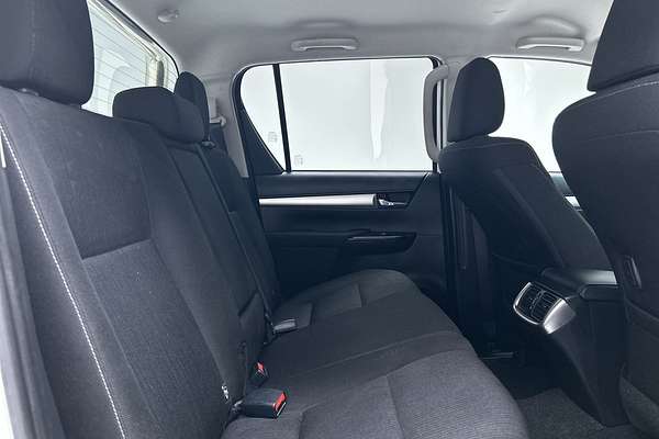 2021 Toyota Hilux SR5 GUN126R 4X4