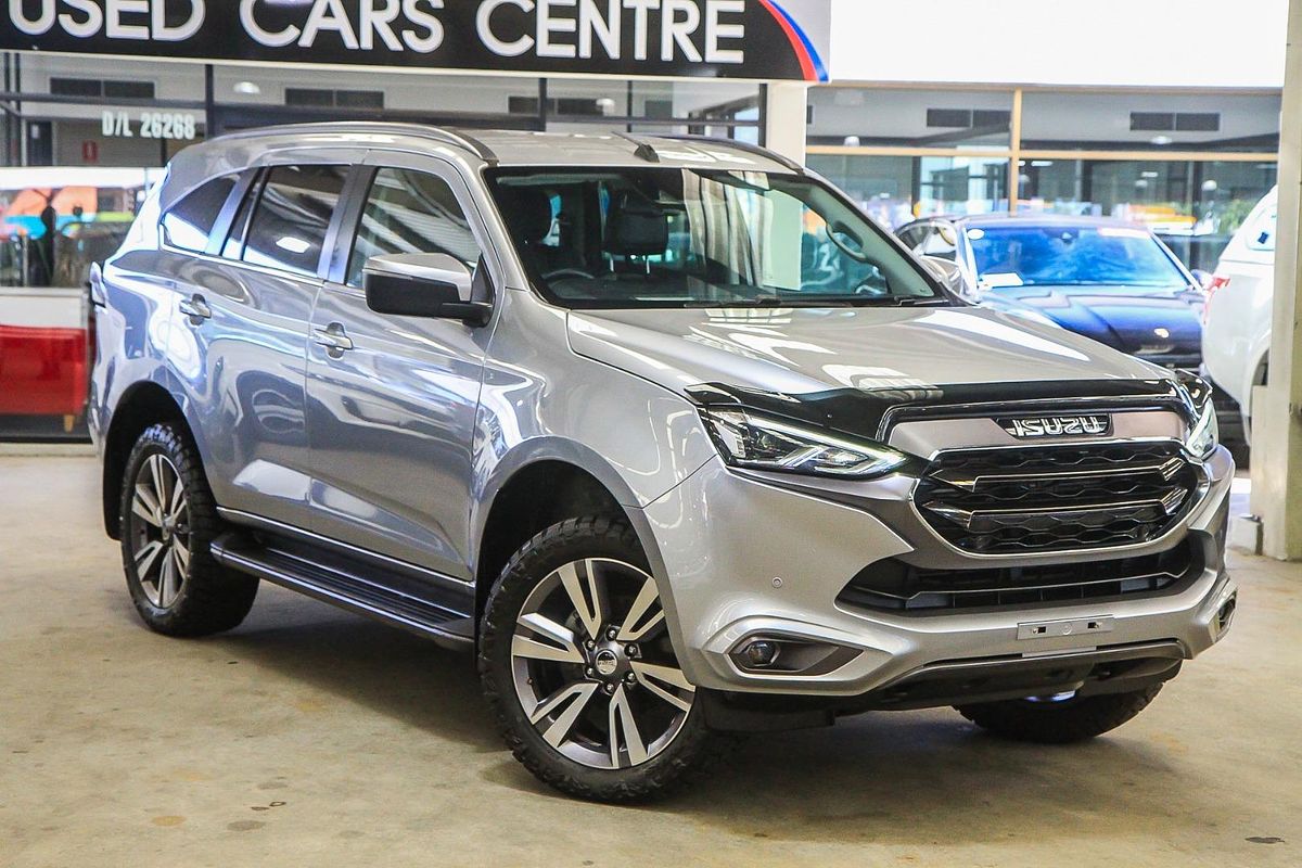 2023 Isuzu MU-X LS-T
