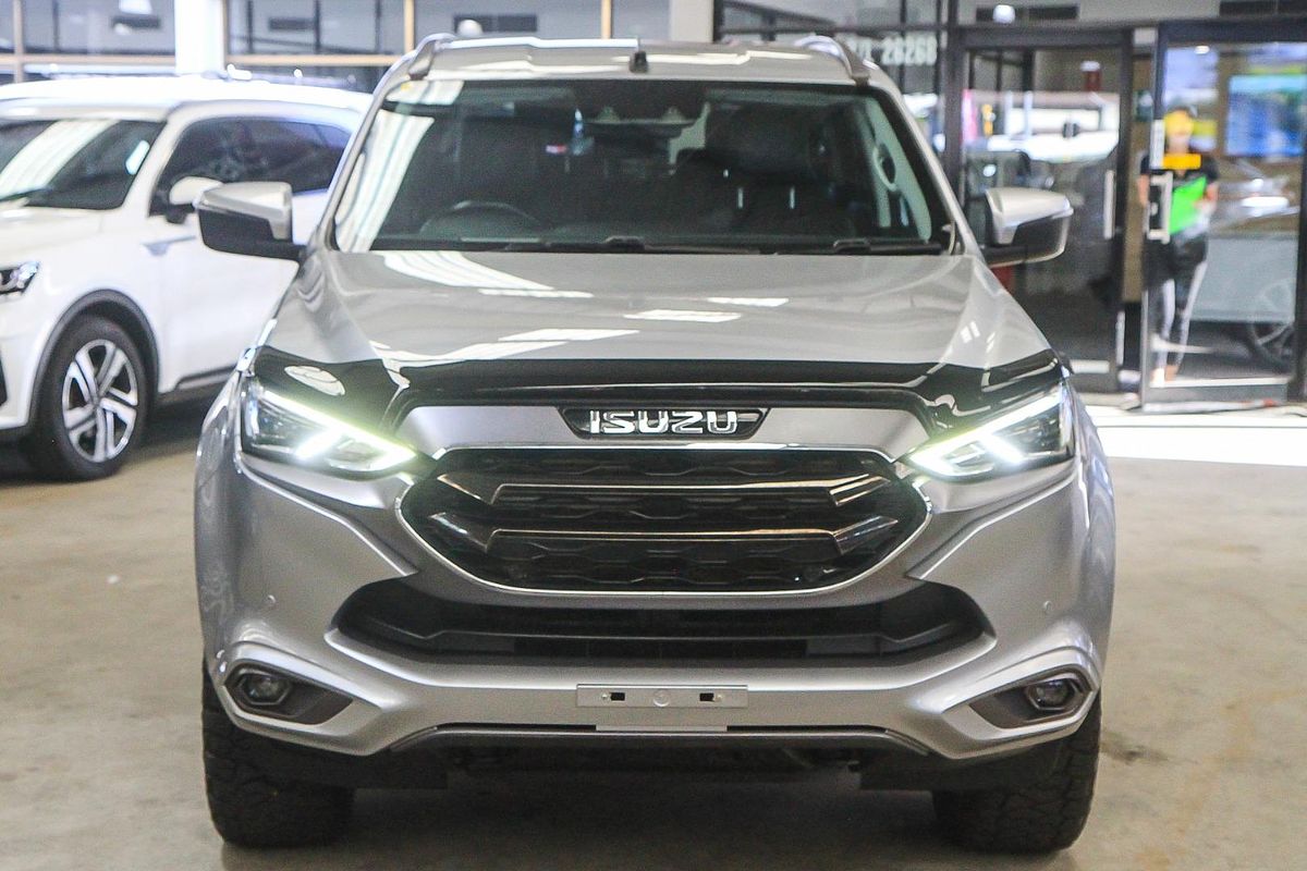 2023 Isuzu MU-X LS-T