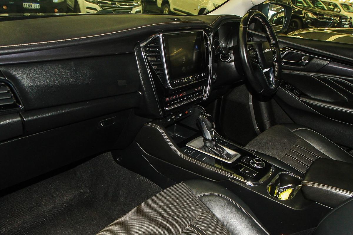 2023 Isuzu MU-X LS-T