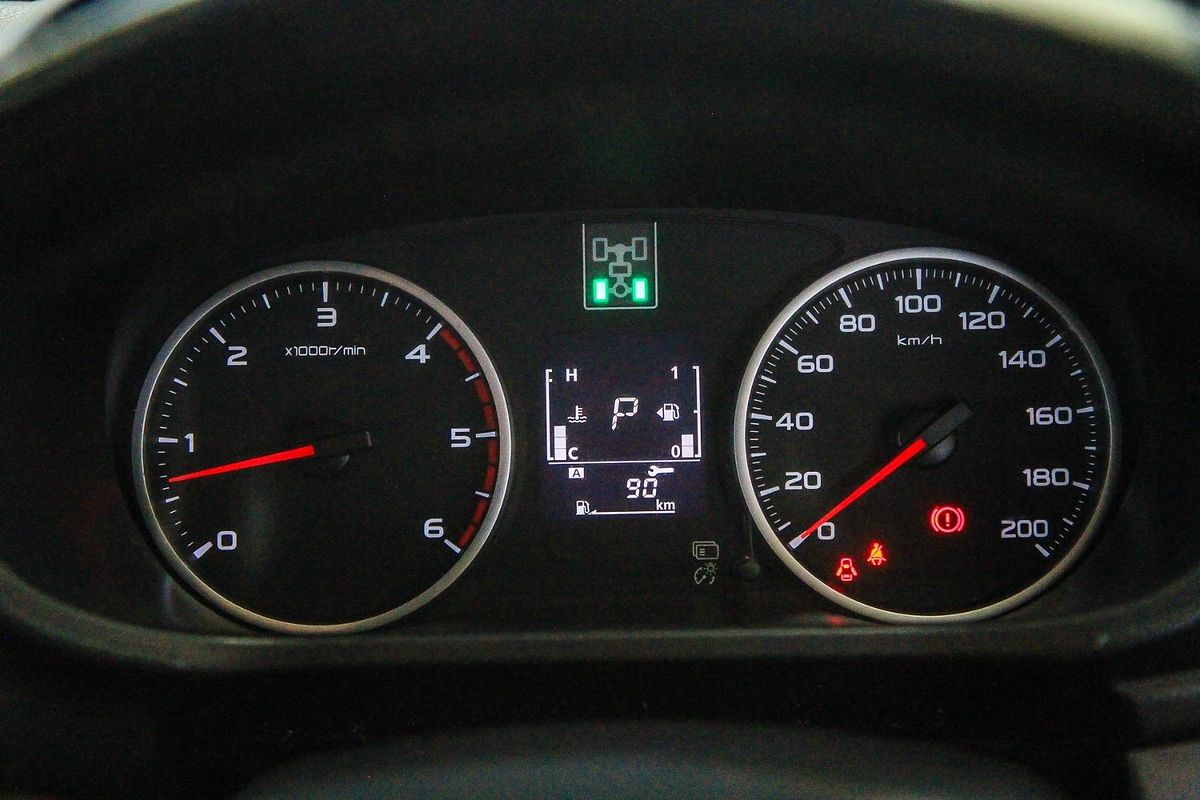 2015 Mitsubishi Triton Exceed MQ 4X4