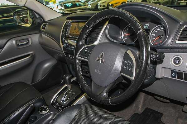 2015 Mitsubishi Triton Exceed MQ 4X4
