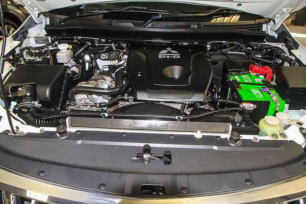 2015 Mitsubishi Triton Exceed MQ 4X4