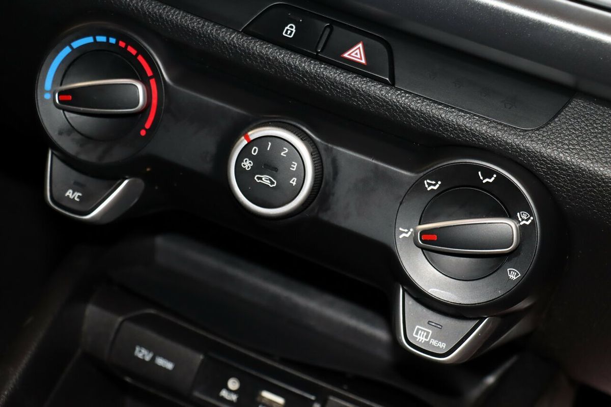 2019 Kia Rio S YB