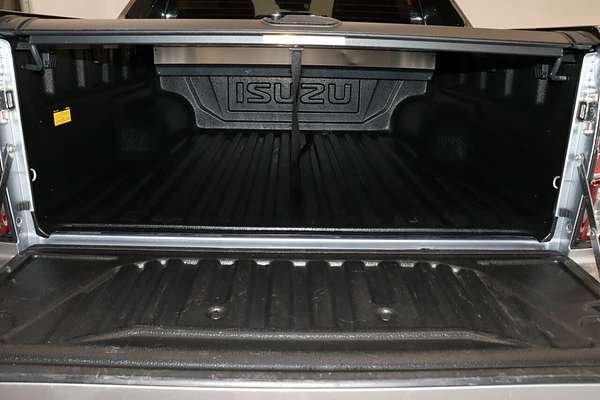 2022 Isuzu D-MAX X-TERRAIN 4X4
