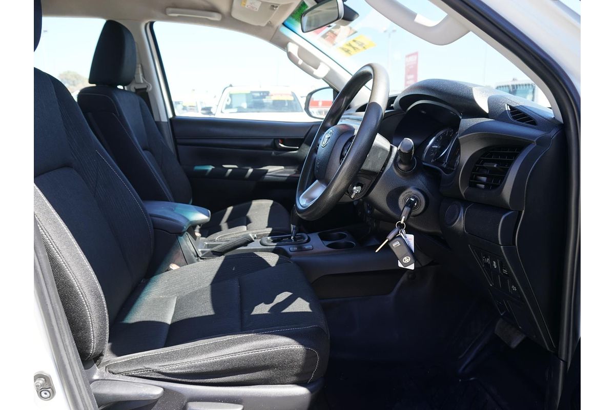 2021 Toyota Hilux SR GUN126R 4X4