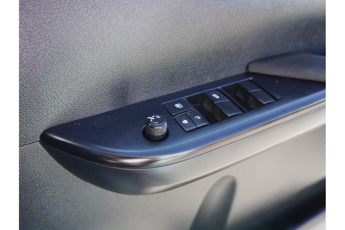 2020 Toyota Hilux SR GUN126R 4X4