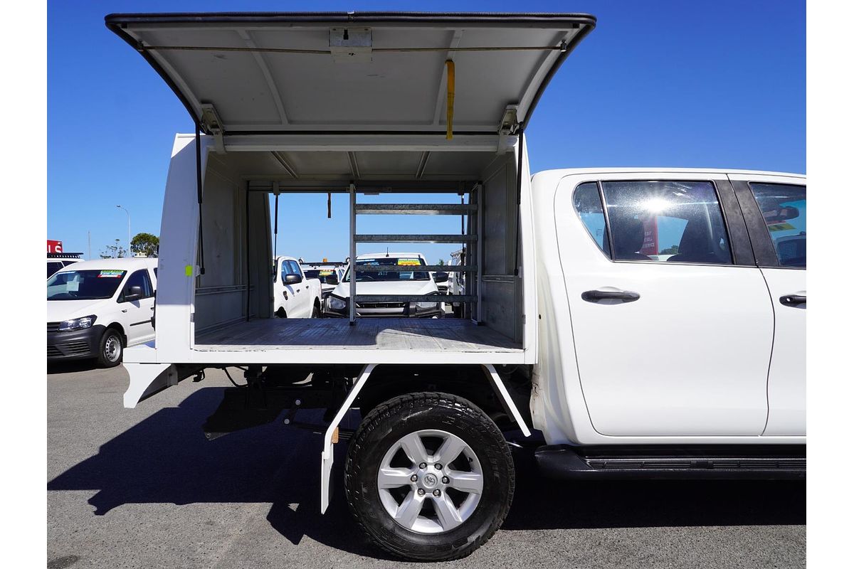 2020 Toyota Hilux SR GUN126R 4X4