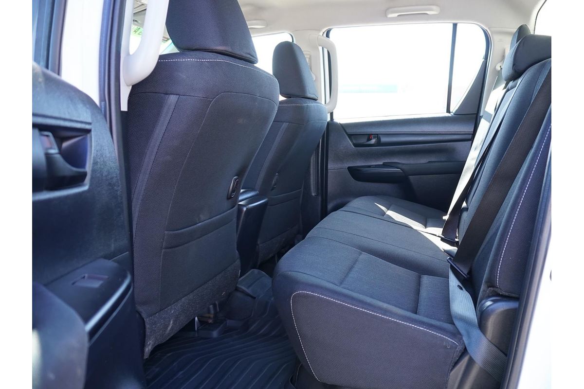 2020 Toyota Hilux SR GUN126R 4X4