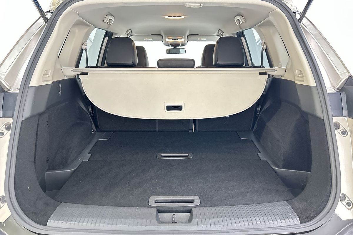 2023 Nissan X-TRAIL ST-L T33