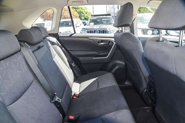 2021 Toyota RAV4 GXL AXAH54R
