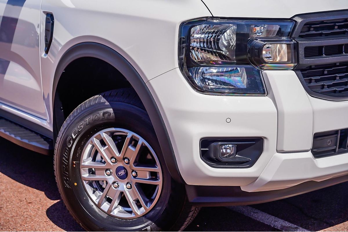 2024 Ford Ranger XLS 4X4