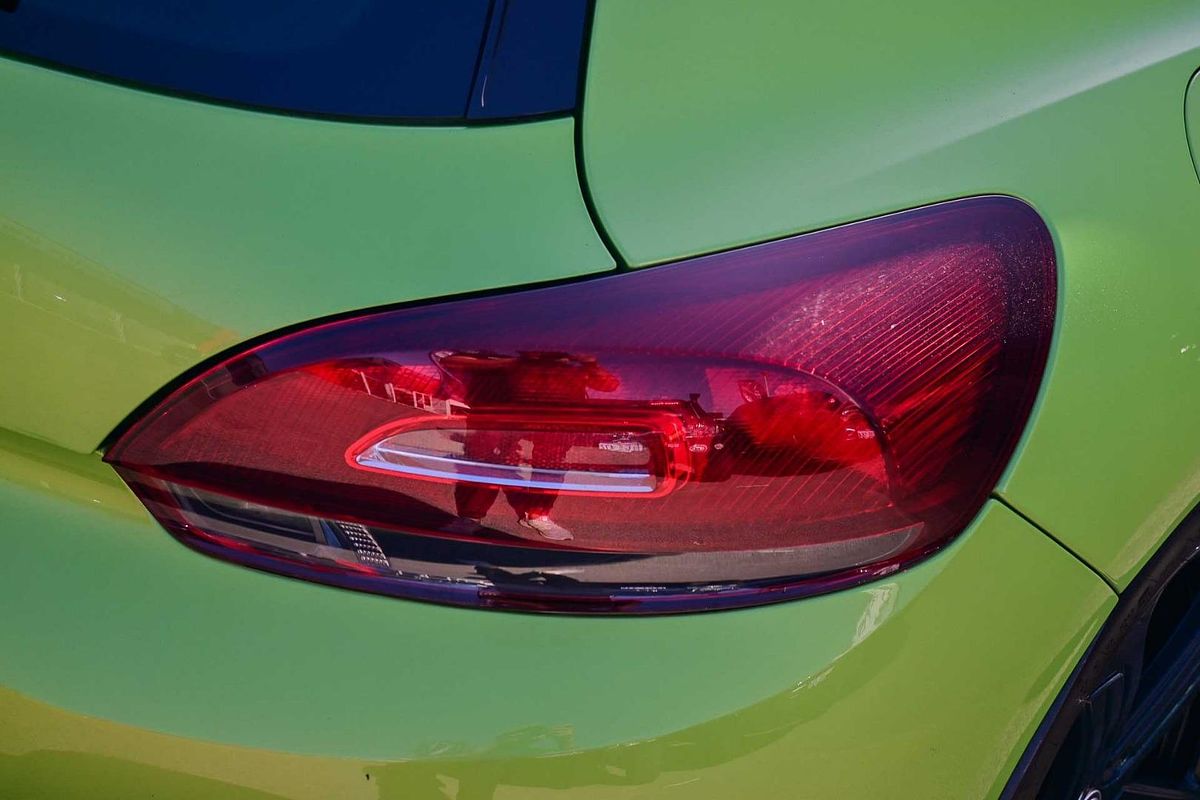2012 Volkswagen Scirocco R 1S