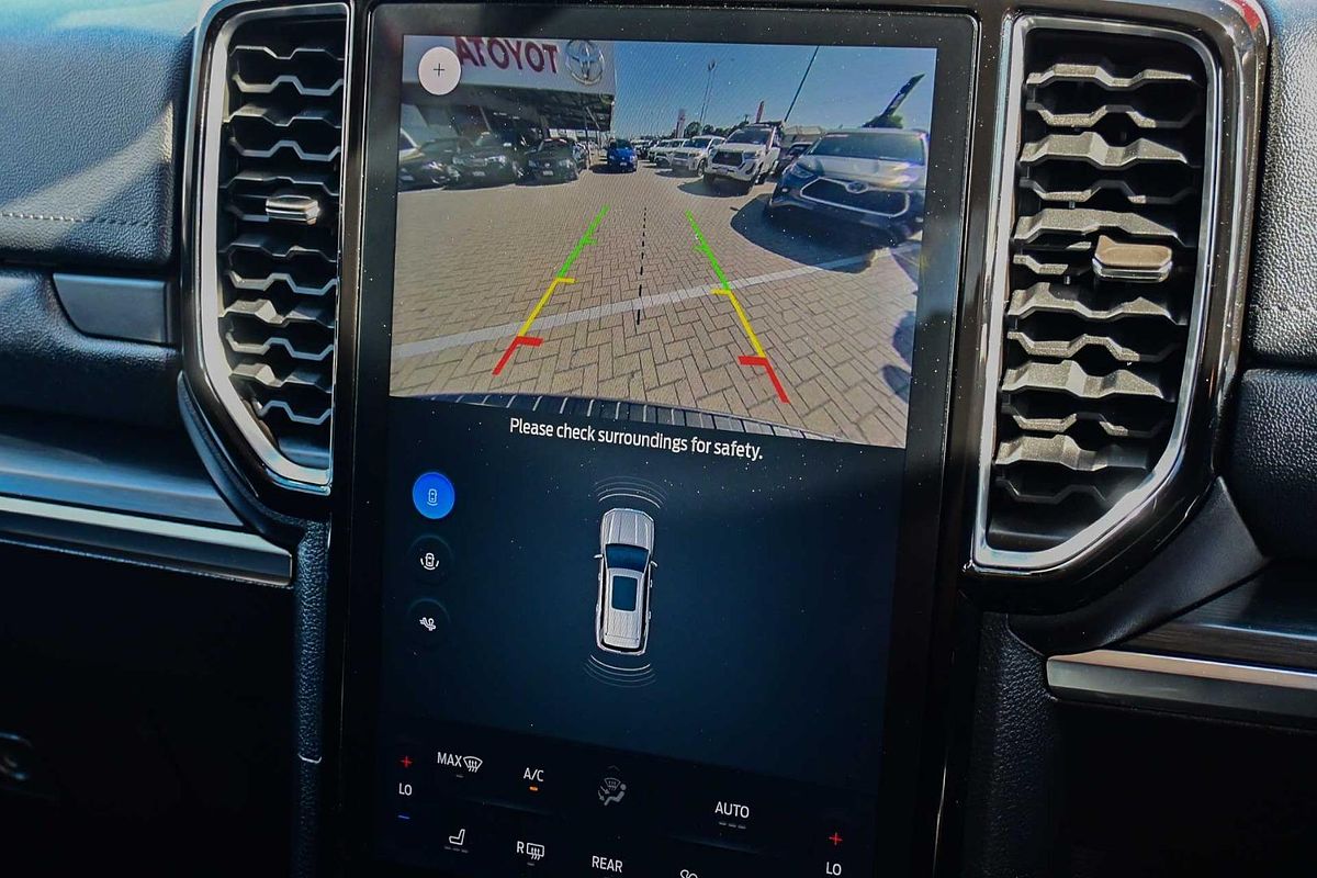 2023 Ford Everest Trend