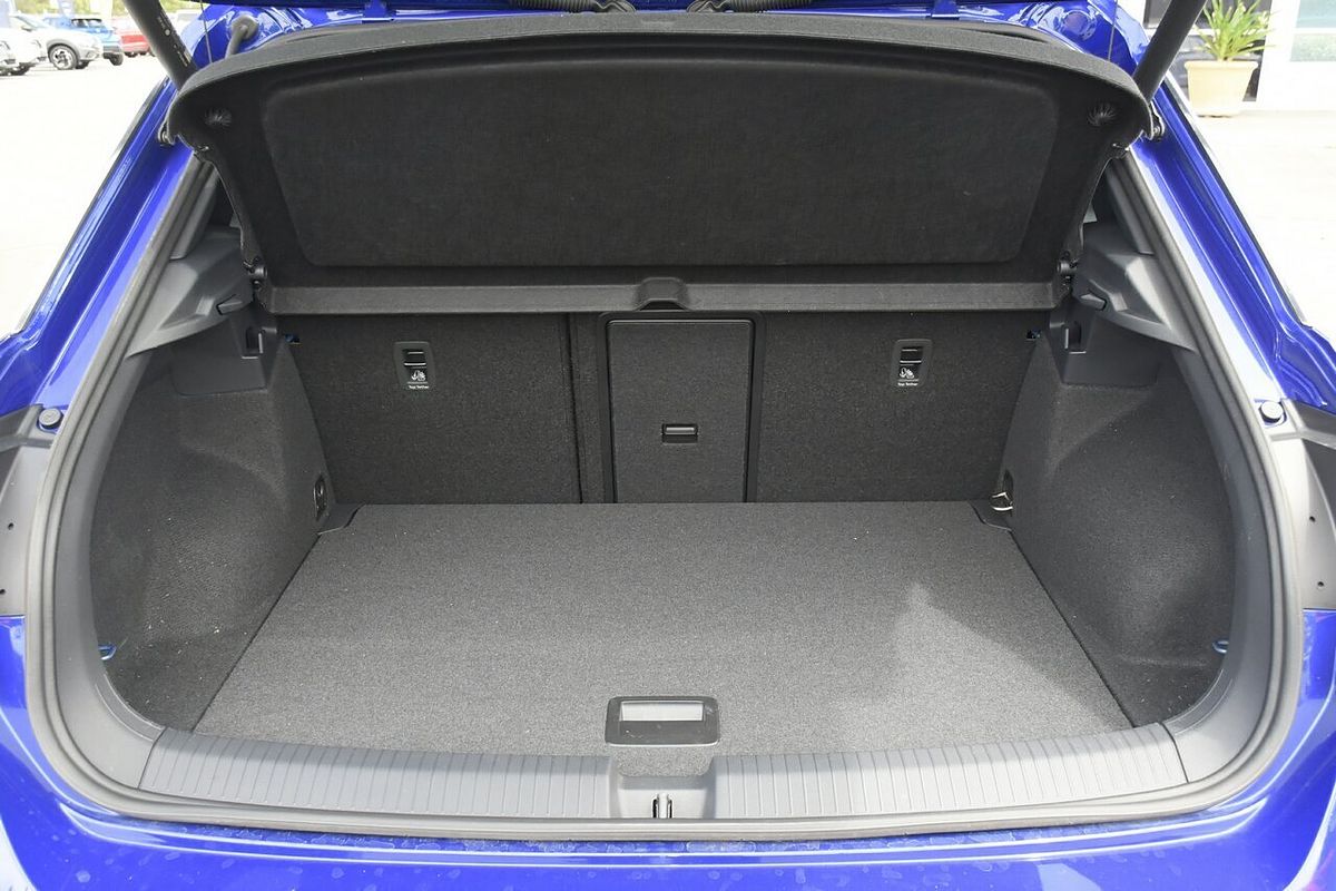 2024 Volkswagen T-Roc R D11