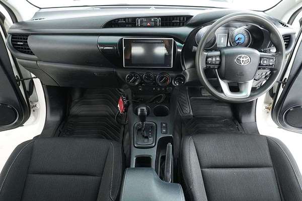 2020 Toyota HILUX SR (4x4) GUN126R MY19 UPGRADE 4X4