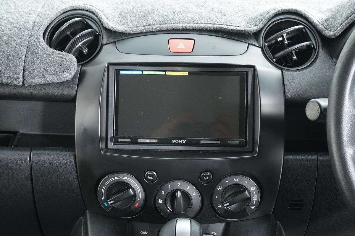 2013 Mazda 2 Neo DE Series 2