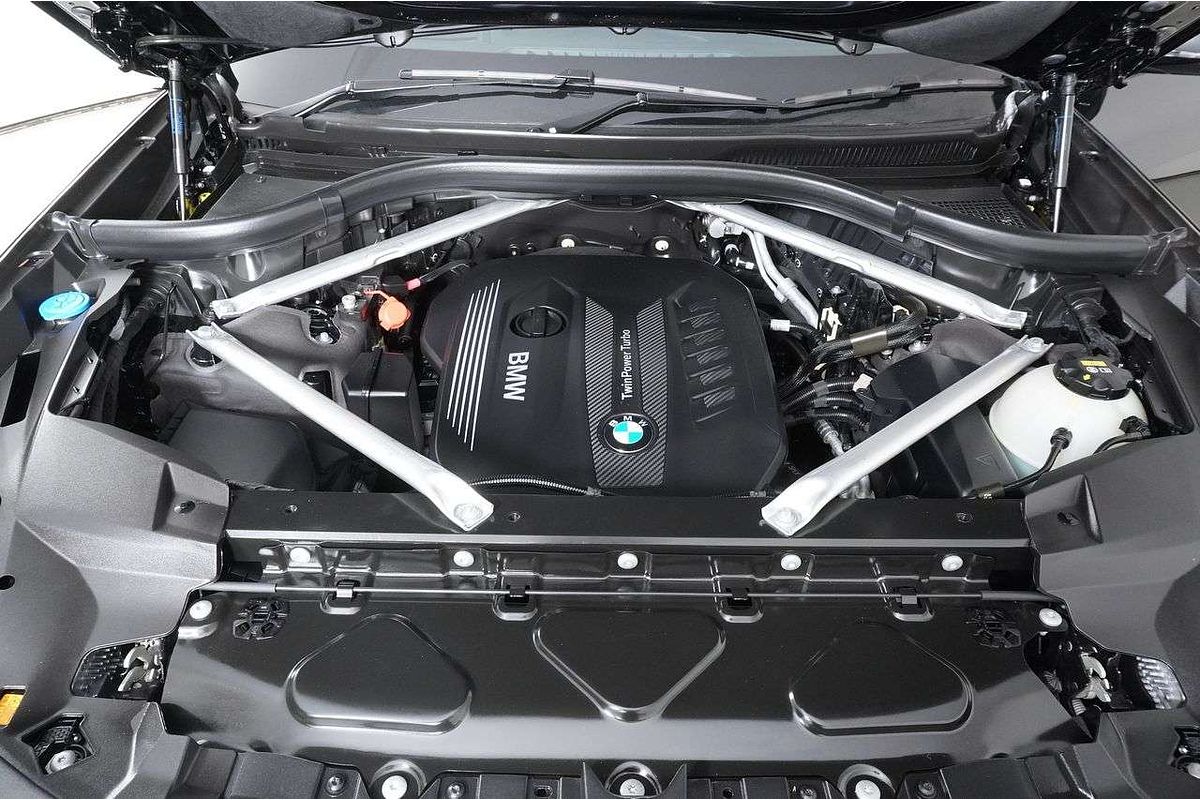2022 BMW X7 xDrive30d G07